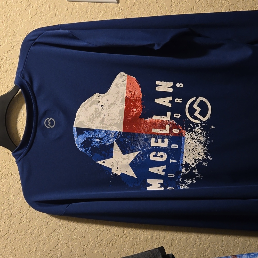 Magellan Outdoors Long Sleeve Fish Gear Moisture Wicking Navy Blue Shirt - Picture 2 of 3